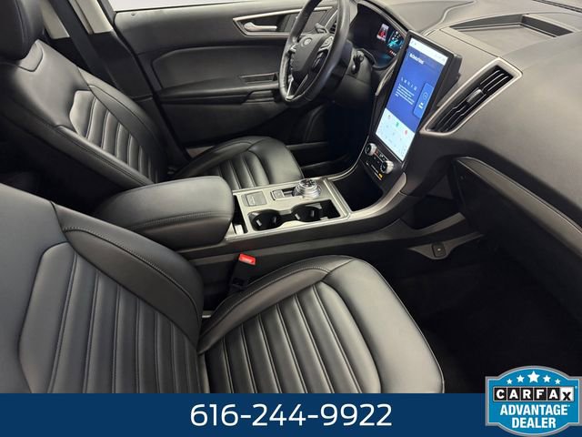 Used 2022 Ford Edge SEL w/ Convenience Package AWD/4WD image 4