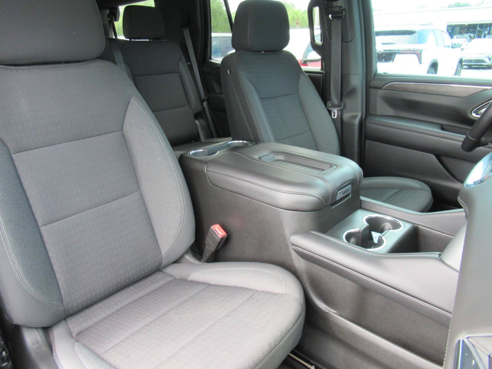 Used 2023 Chevrolet Tahoe LS AWD/4WD image 10