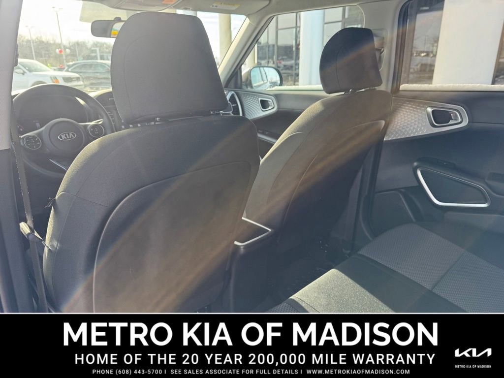 Used 2021 Kia Soul LX image 20