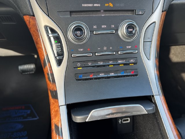 Used 2017 Lincoln MKX Reserve w/ Driver Assistance Package AWD/4WD image 25