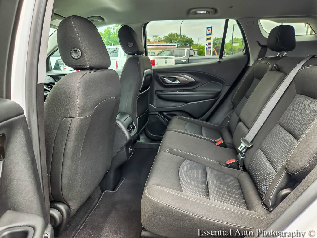 Used 2024 GMC Terrain SLE FWD image 9