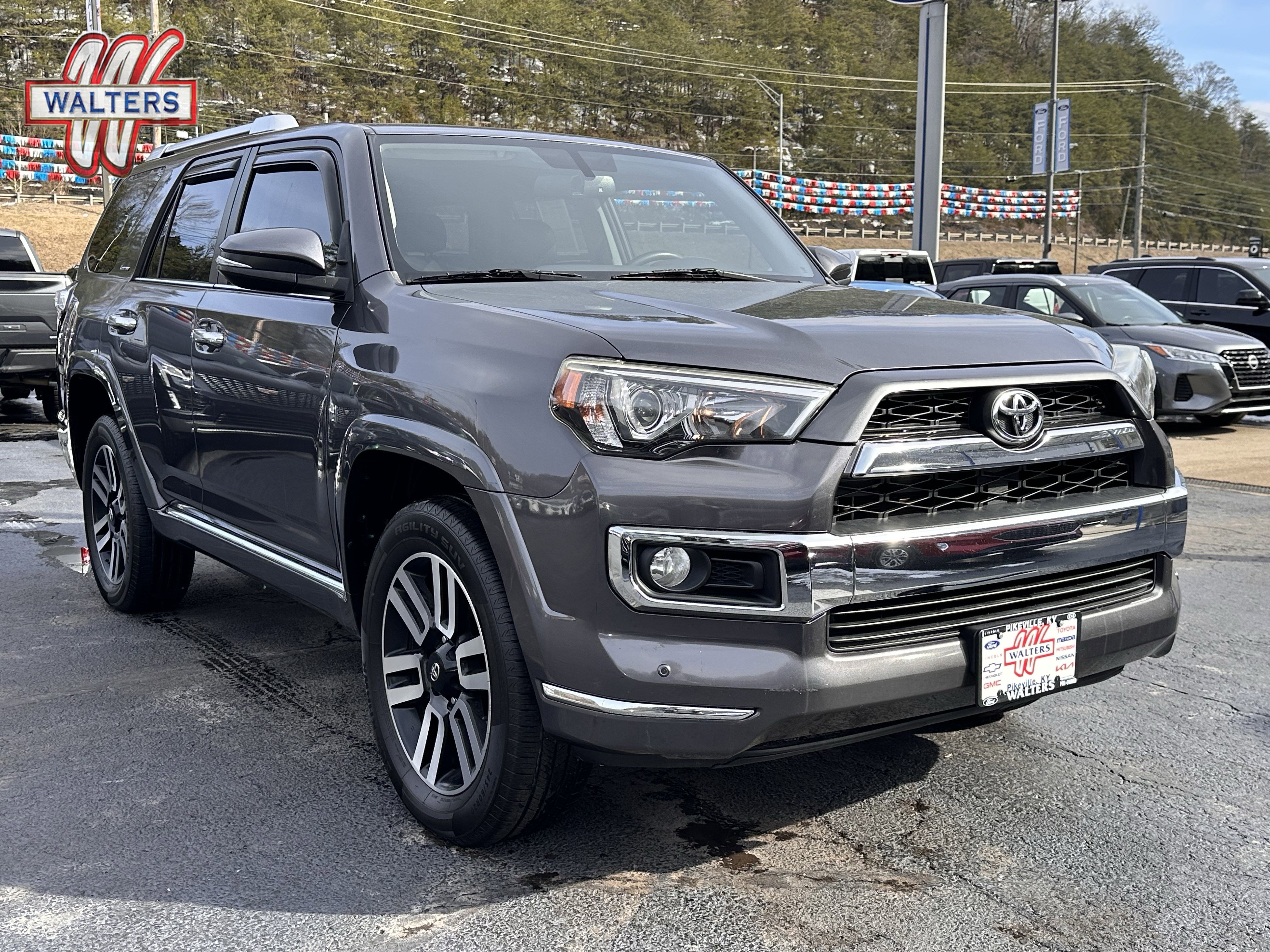 Used 2017 Toyota 4Runner Limited image 1