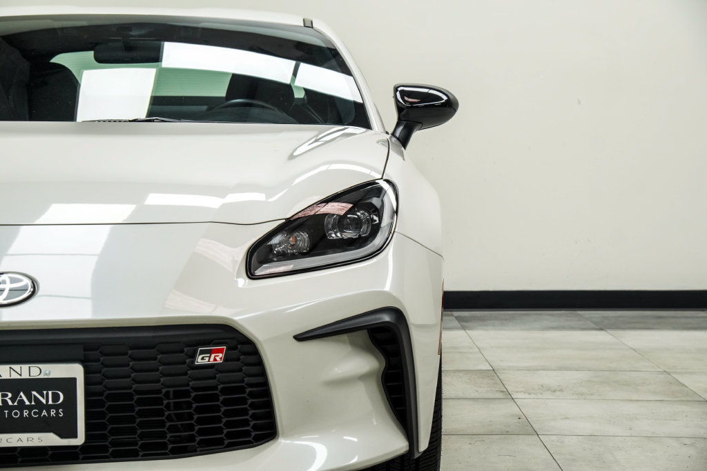 Used 2024 Toyota GR86 Premium RWD image 6