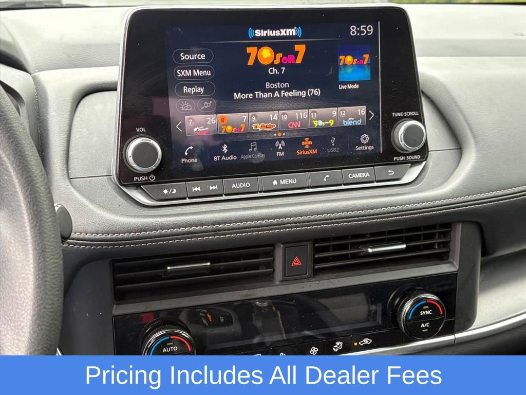 Used 2024 Nissan Rogue SV AWD/4WD image 12