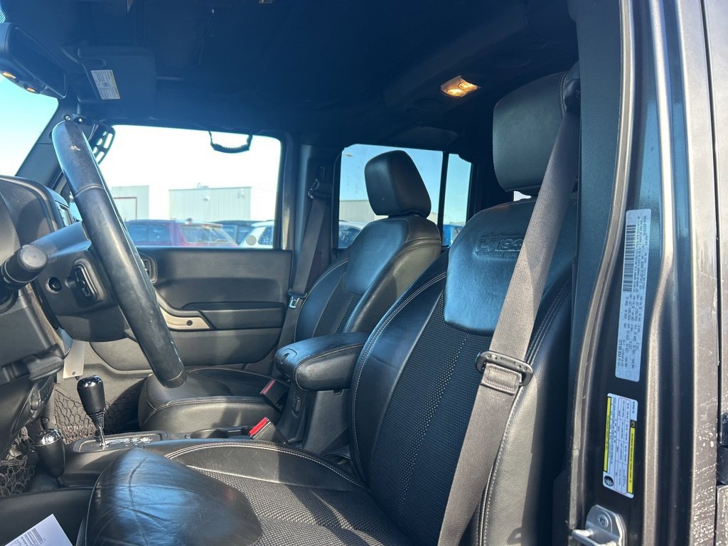 Used 2016 Jeep Wrangler Unlimited Sahara image 9