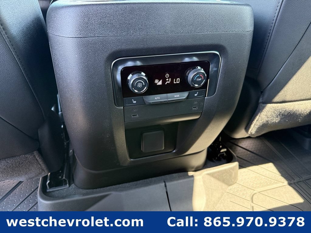 New 2026 Chevrolet Tahoe Premier w/ Sun And Tow Package AWD/4WD image 16