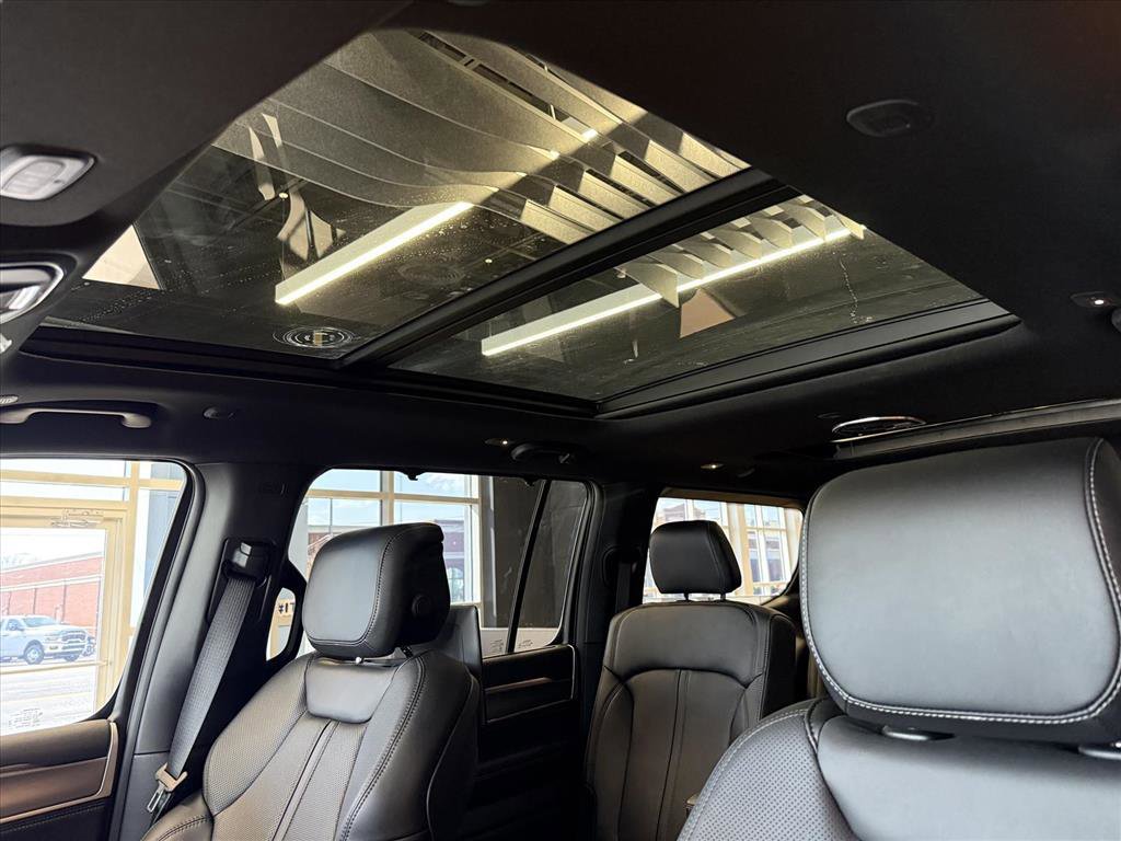 New 2026 Jeep Grand Wagoneer Limited image 13