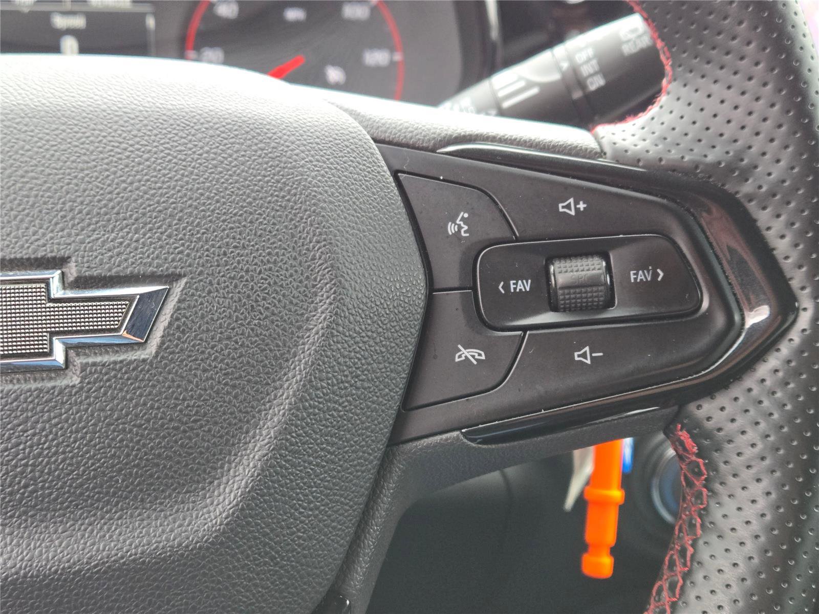 Used 2024 Chevrolet Trax RS w/ Driver Confidence Package image 26