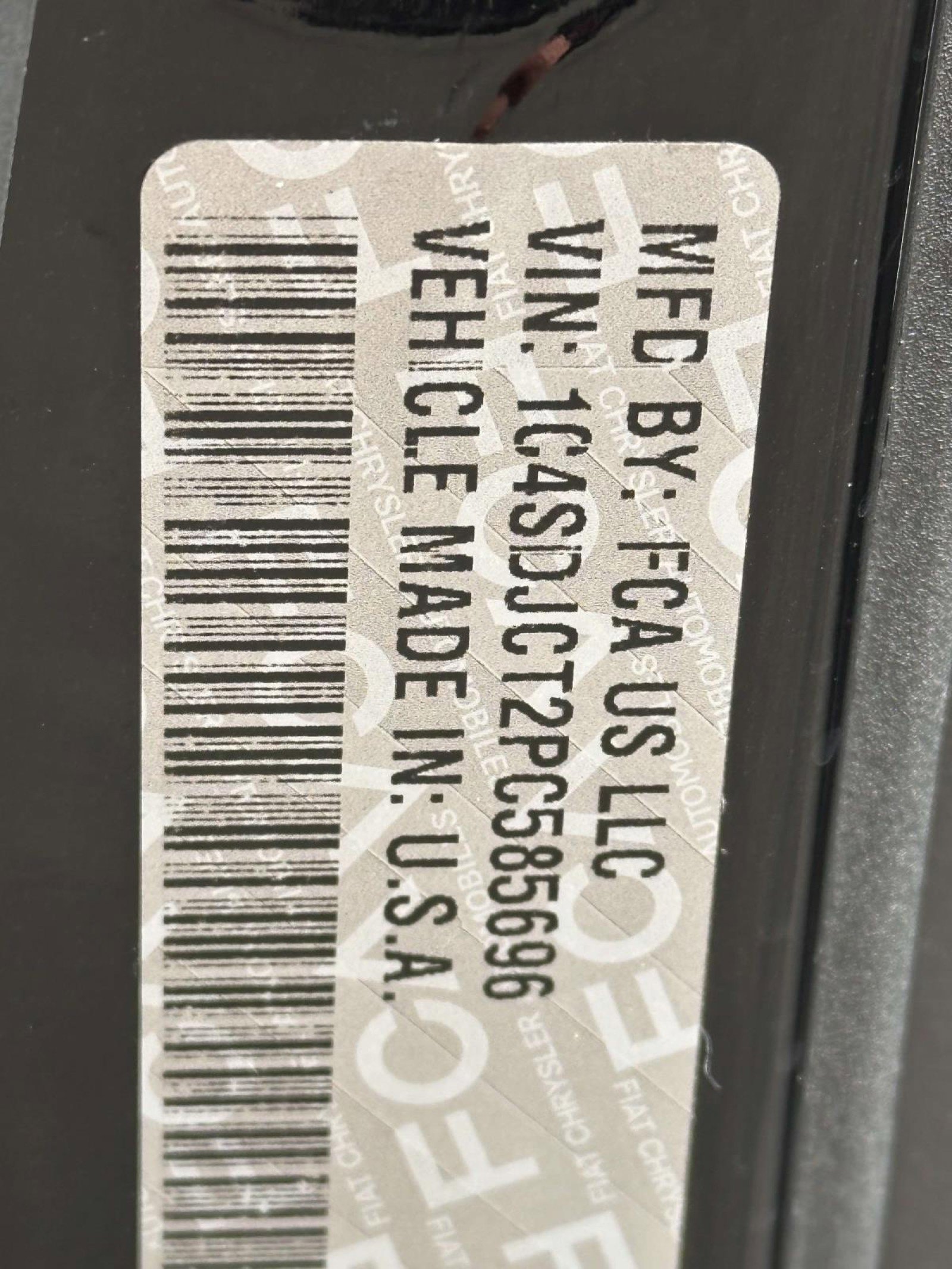 Used 2023 Dodge Durango R/T w/ Hemi Orange Plus Package image 34