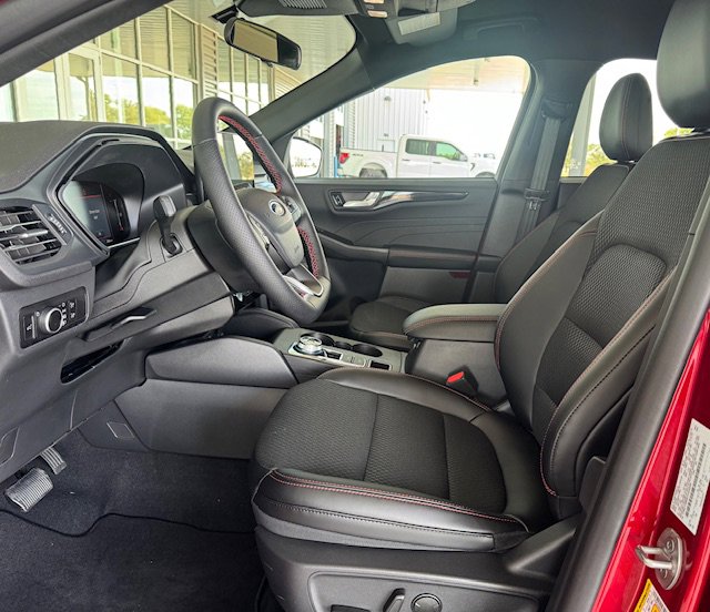 New 2026 Ford Escape ST-Line w/ Tech Pack #1 image 6