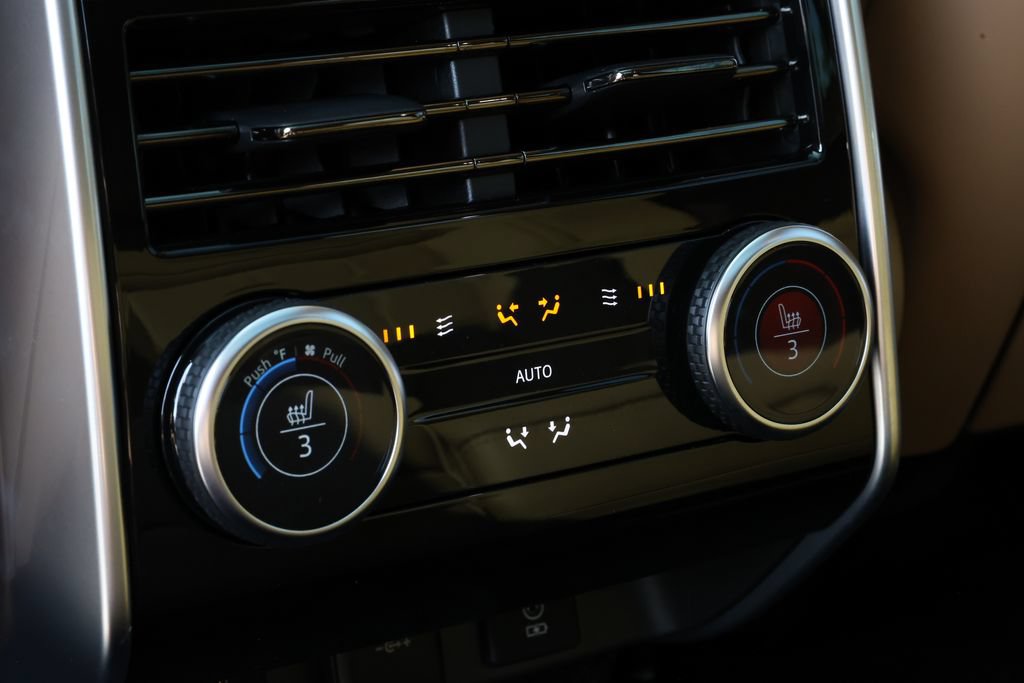 New 2026 Land Rover Range Rover SE AWD/4WD image 17