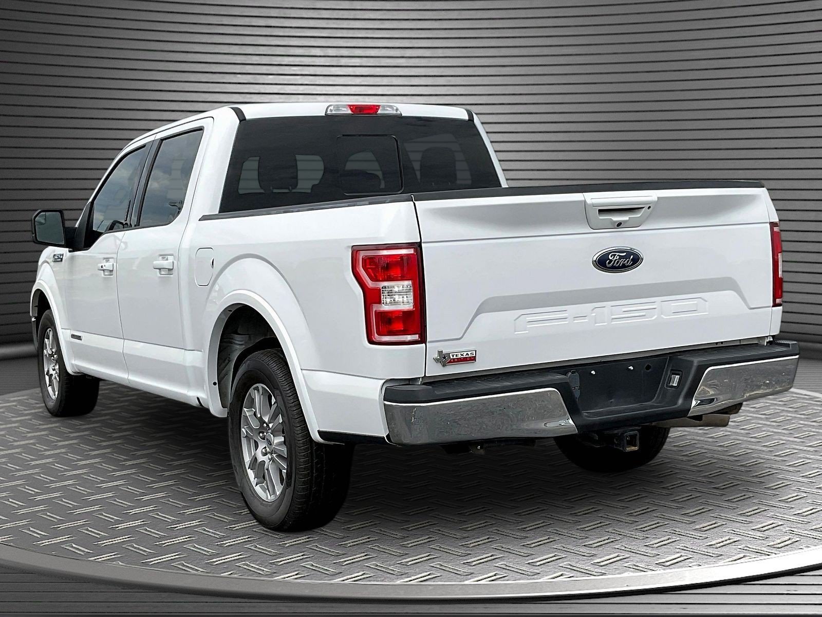Used 2019 Ford F150 Lariat w/ Trailer Tow Package RWD image 5