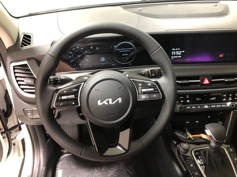 New 2026 Kia Seltos EX w/ EX Sunroof Package image 26