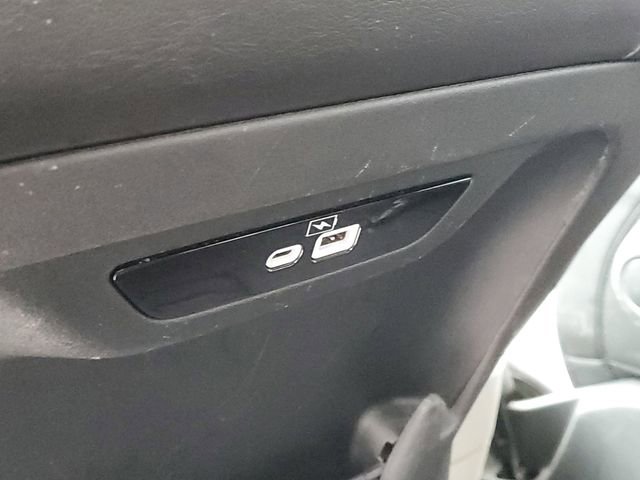 Used 2023 Chrysler Pacifica Touring-L FWD image 29
