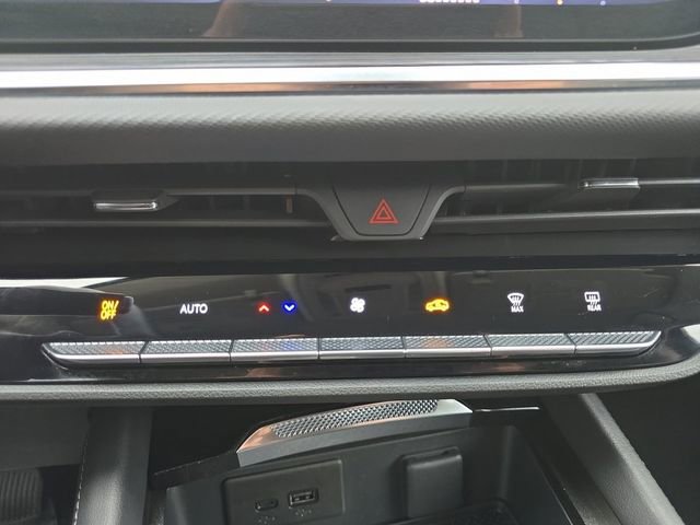 Used 2025 Buick Envision Preferred image 4