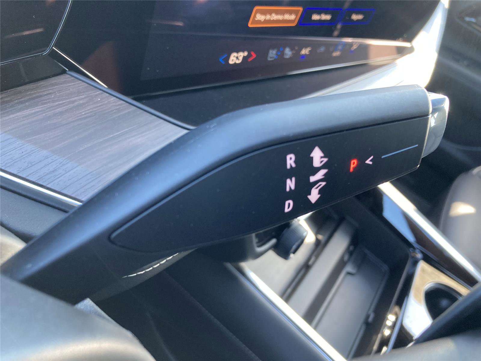 New 2026 Chevrolet Suburban Premier image 22