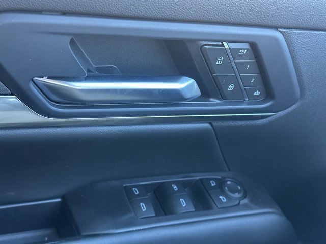 New 2025 GMC Terrain Elevation w/ Elevation Premium Package image 32