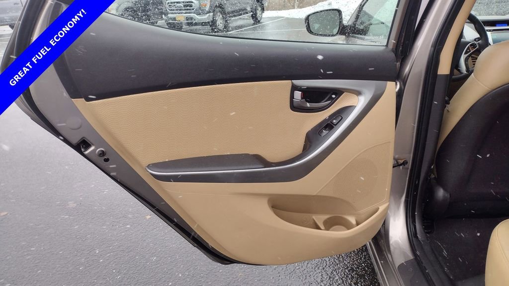 Used 2012 Hyundai Elantra Limited w/ Technology Pkg 5 image 21