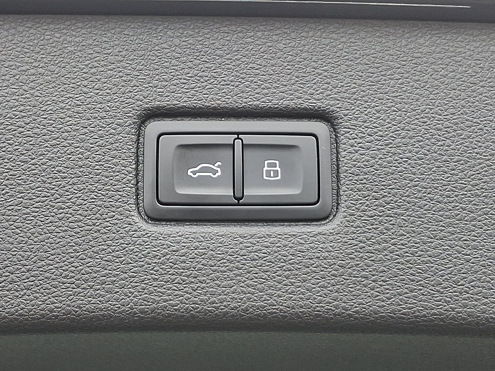 Used 2025 Audi Q7 3.0T Premium Plus image 31