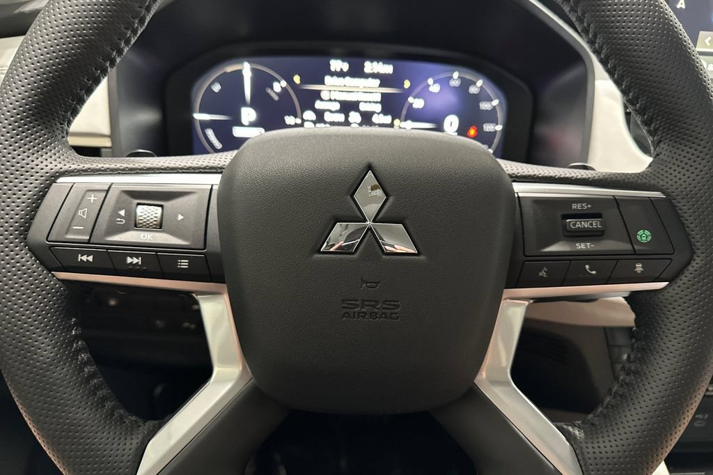 New 2026 Mitsubishi Outlander SE AWD/4WD image 24