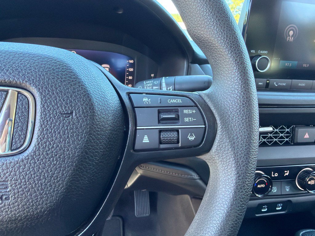 Used 2023 Honda Accord EX image 17
