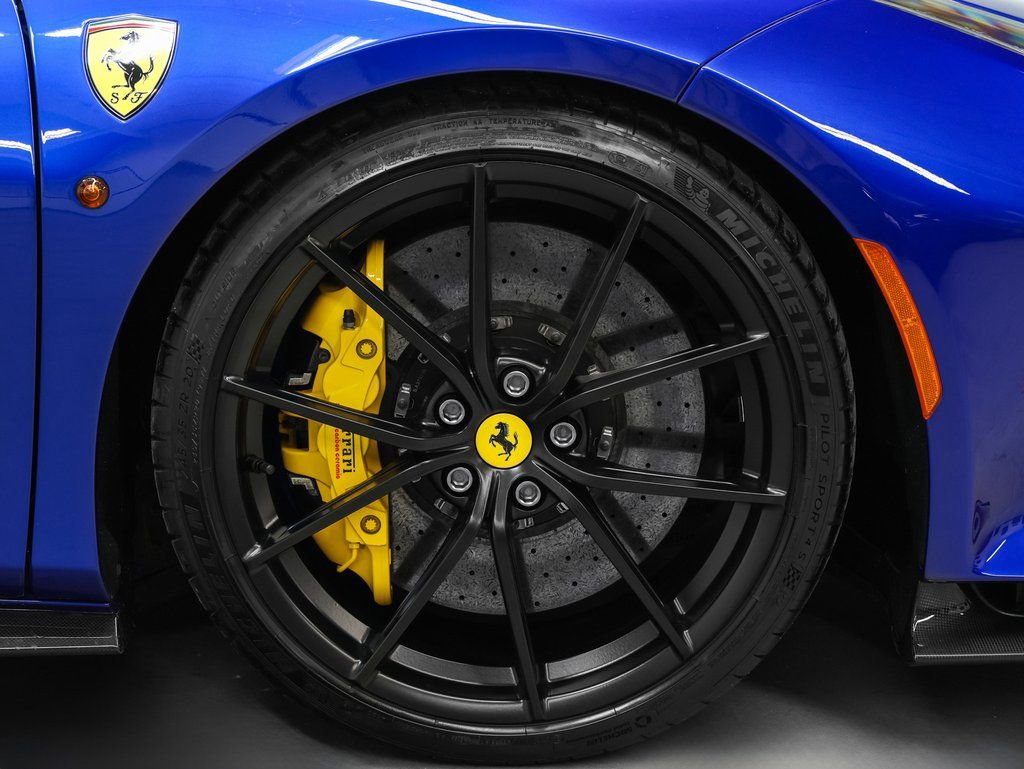 Certified 2019 Ferrari 488 Pista Coupe image 15