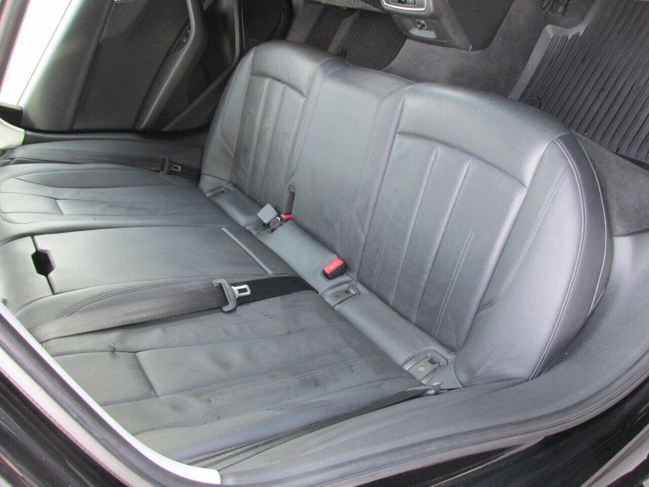 Used 2017 Audi A4 2.0T Premium AWD/4WD image 28
