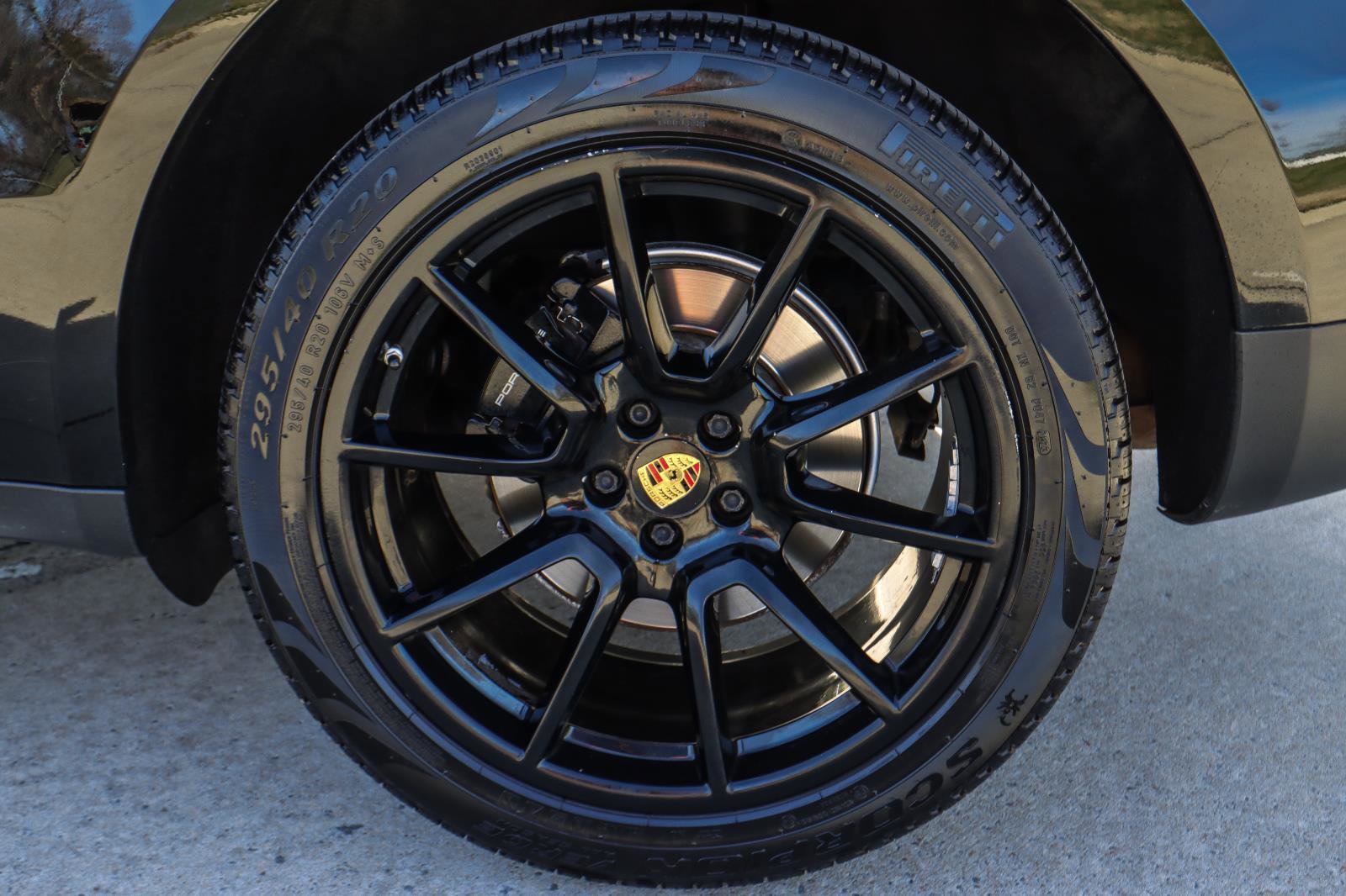 Used 2017 Porsche Macan image 21