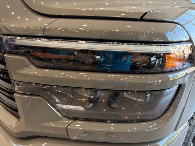 New 2026 RAM 2500 Laramie AWD/4WD image 9