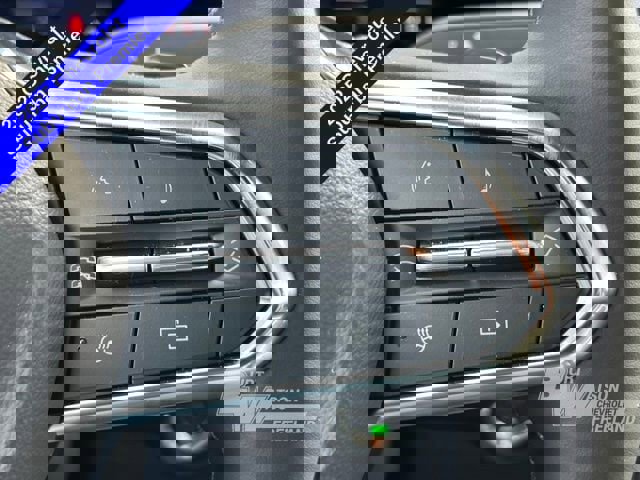 New 2025 Chevrolet Suburban Premier w/ Sun And Tow Package image 17