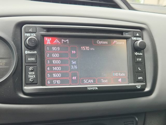 Used 2015 Toyota Yaris SE FWD image 22