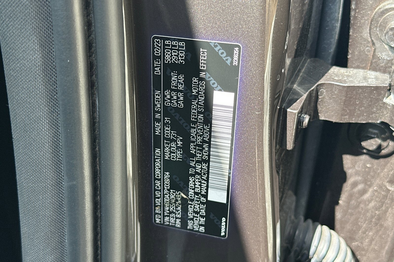 Certified 2023 Volvo XC60 T8 Ultimate AWD/4WD image 36