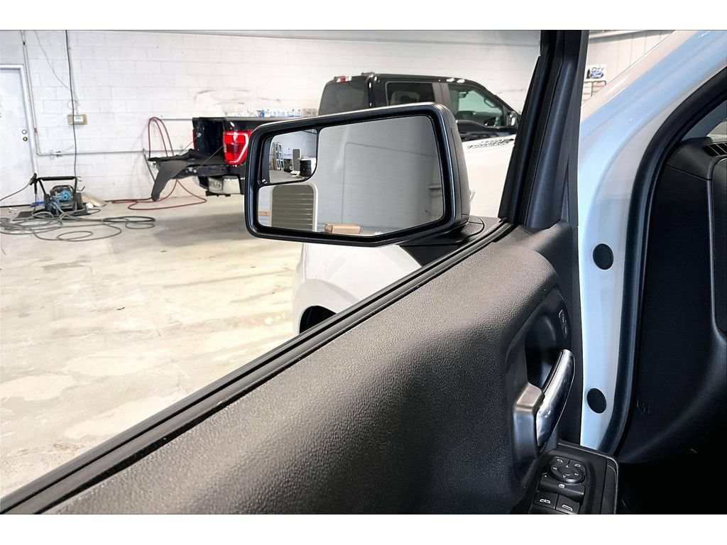 New 2026 Chevrolet Silverado 1500 Custom AWD/4WD image 39