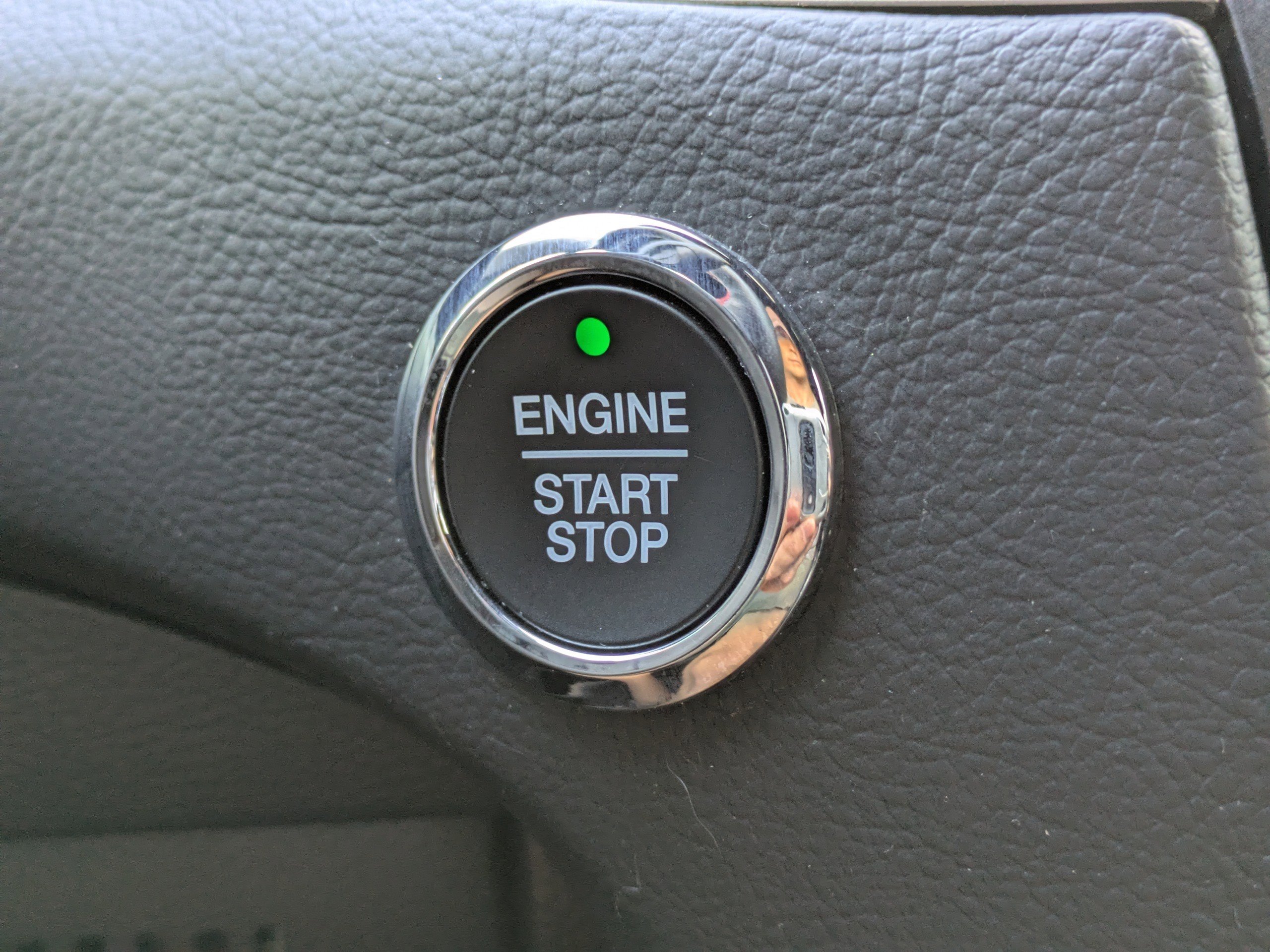 Used 2020 Ford Edge ST-Line image 29