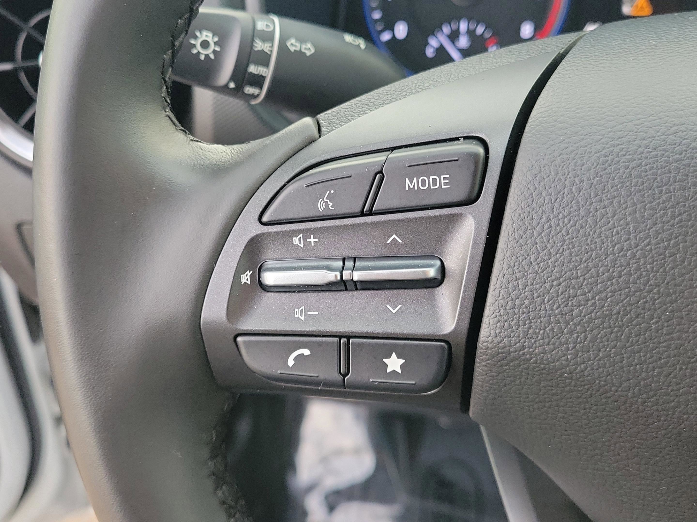 Certified 2023 Hyundai Kona SEL w/ Convenience Package image 27