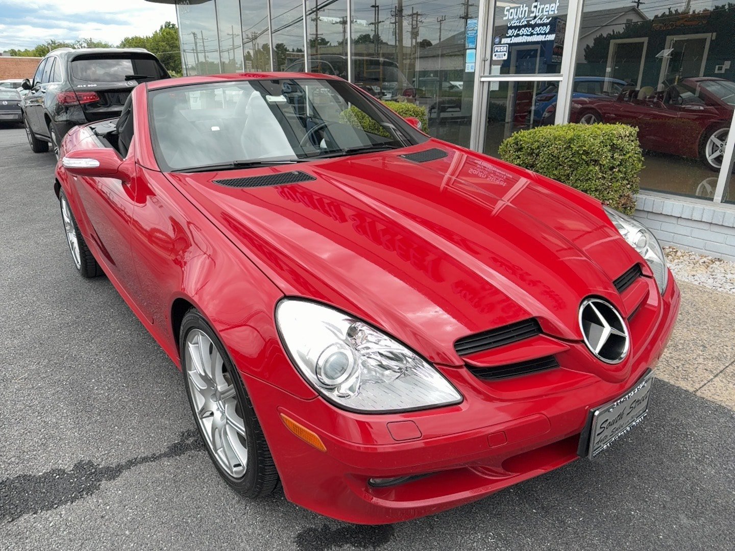 Used 2005 Mercedes-Benz SLK 350 image 6