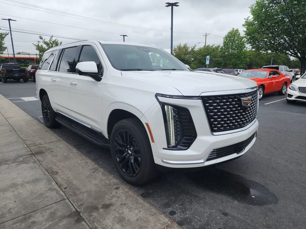 Certified 2025 Cadillac Escalade ESV Premium Luxury AWD/4WD image 2