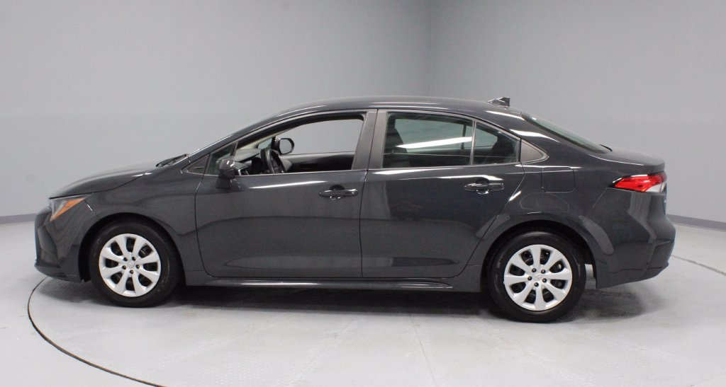 Used 2024 Toyota Corolla LE FWD image 8