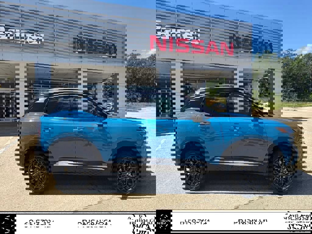 New 2025 Nissan Kicks SR image 4