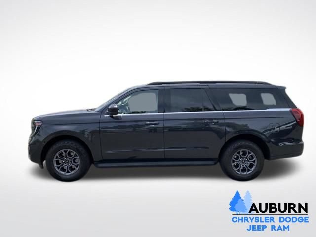 Used 2025 Ford Expedition Max Active AWD/4WD image 4
