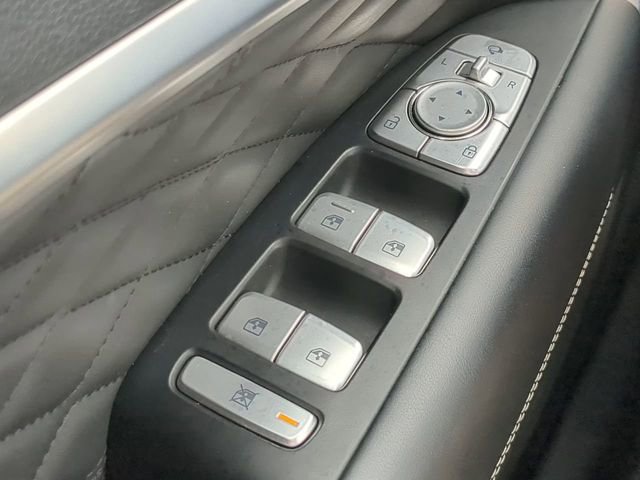 Used 2019 Genesis G70 2.0T Advanced w/ Dynamic Package image 23