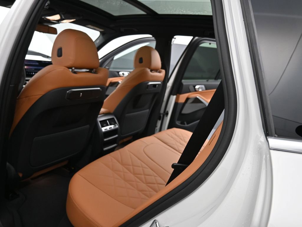 New 2026 BMW X5 xDrive40i AWD/4WD image 33
