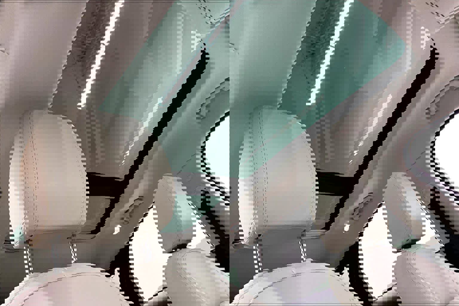 Used 2017 Jaguar F-PACE Prestige image 13