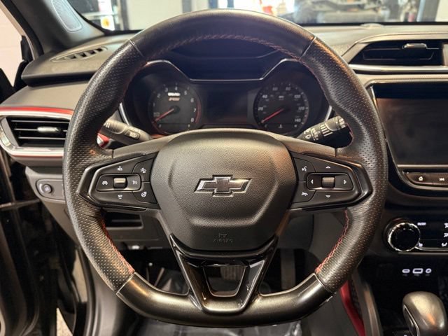 Used 2022 Chevrolet TrailBlazer RS w/ Convenience Package AWD/4WD image 12