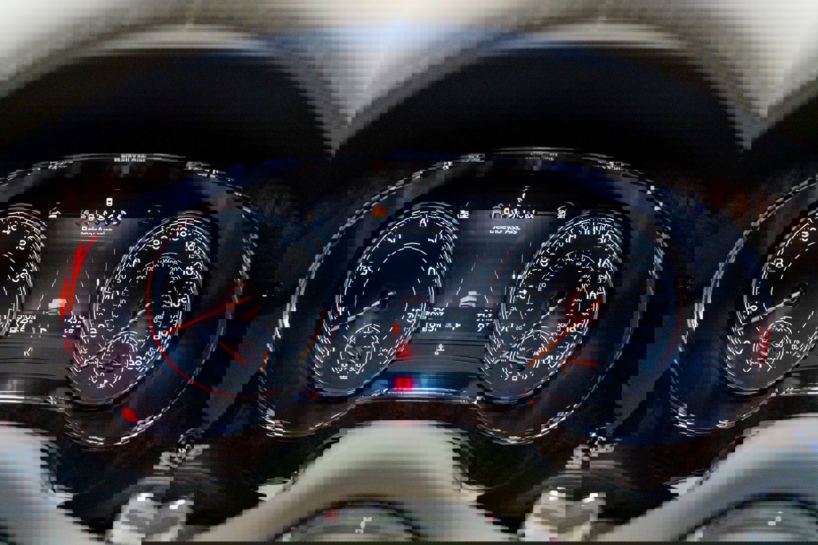 Used 2020 Bentley Bentayga V8 image 49