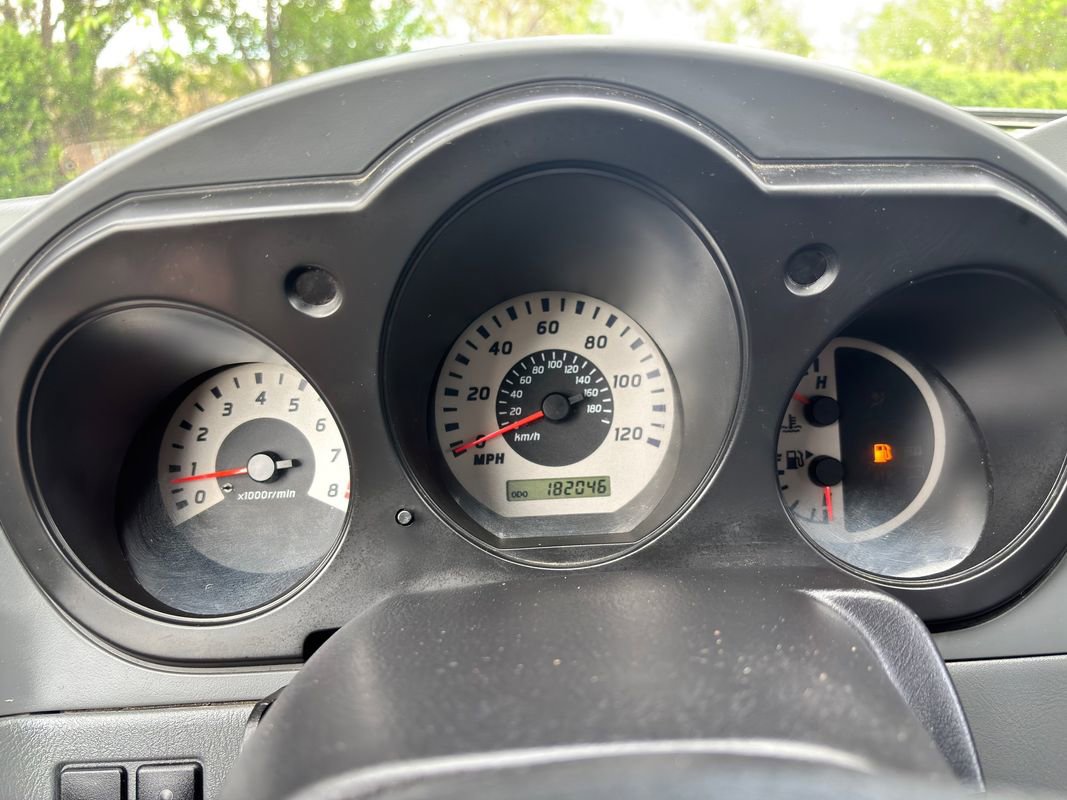 Used 2002 Nissan Xterra XE image 17