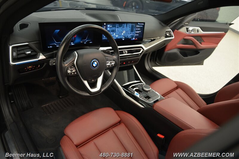 Used 2023 BMW i4 eDrive35 RWD image 14