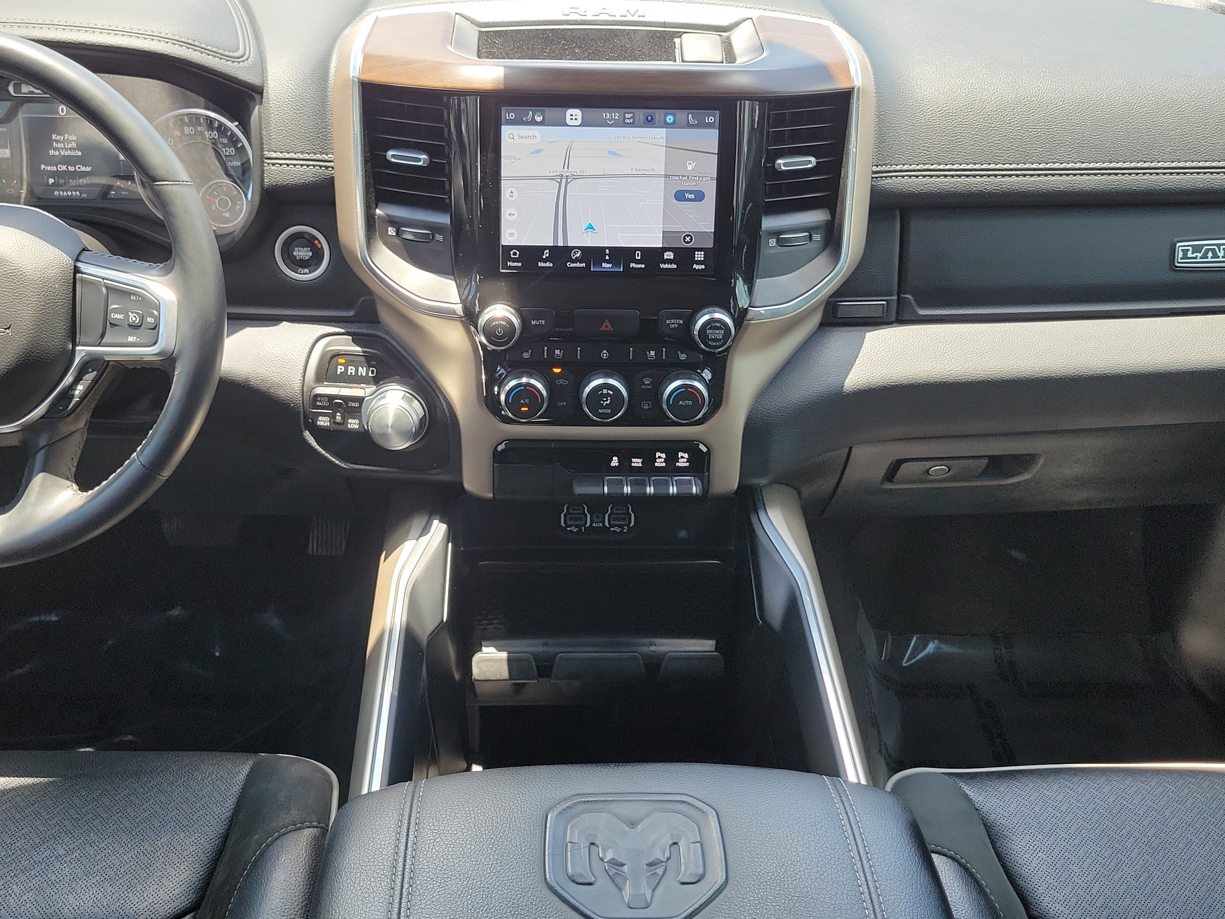 Used 2022 RAM 1500 Laramie AWD/4WD image 16