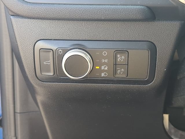 Used 2022 Ford Escape SE w/ SE Sport Appearance Package AWD/4WD image 19