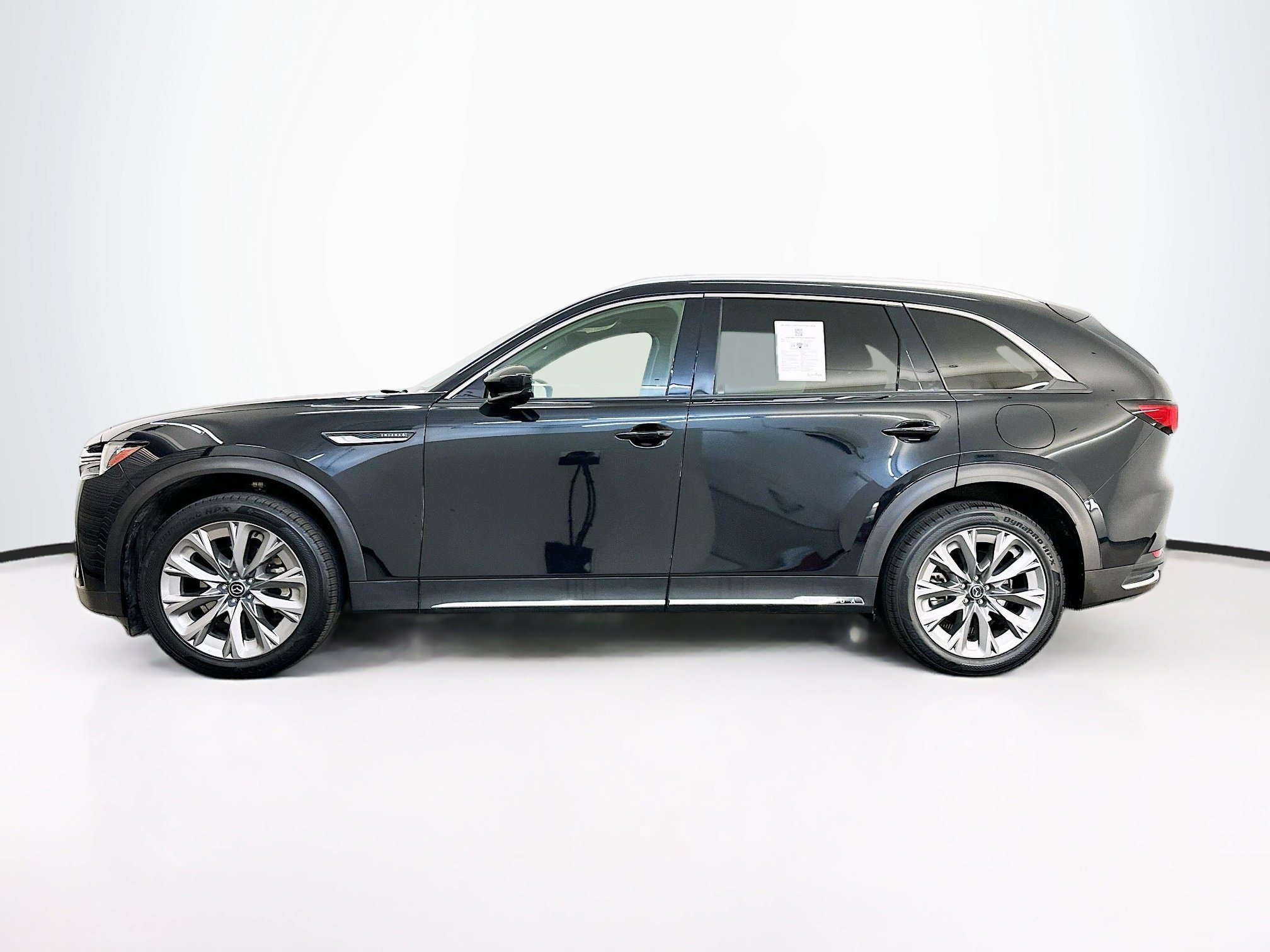 Used 2025 MAZDA CX-90 3.3 Turbo w/ Premium Plus Pkg image 4